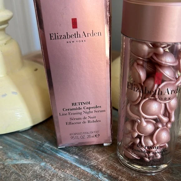 Elizabeth Arden Retinol Capsules $99 RV